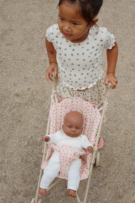 ♡ Puppen Buggy bloomie blush von Konges Slojd - Pilzessin.at - zauberhafte Kinderdinge