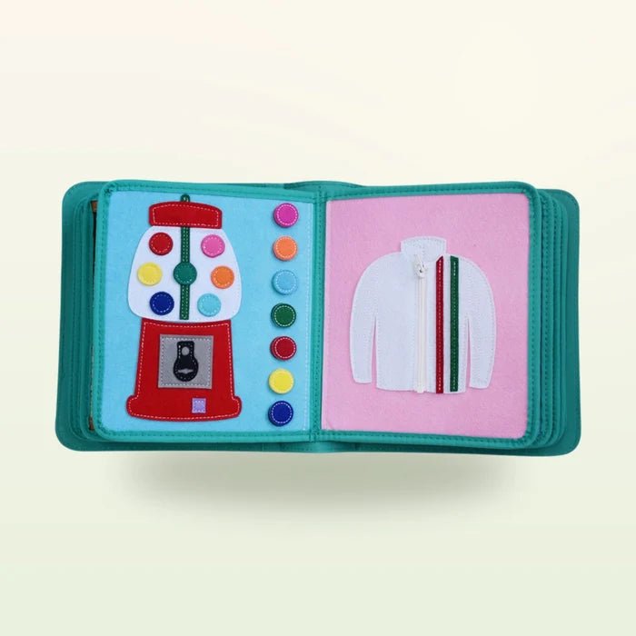 Quiet Book mit Rucksack - Kleiderschrank, lila (1-3 Jahre) - Pilzessin.at - zauberhafte Kinderdinge