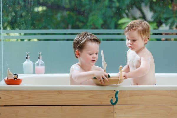 Holz Boot | Activity Boat von PlanToys ★ - Pilzessin.at - zauberhafte Kinderdinge