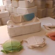 Beißring Origami Whale von Oli & Carol