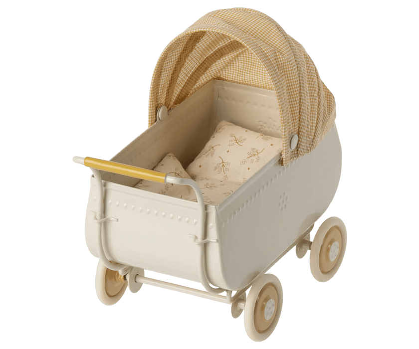 ⋙ Kinderwagen | Miko in gelb von Maileg ♡ - Pilzessin.at - zauberhafte Kinderdinge