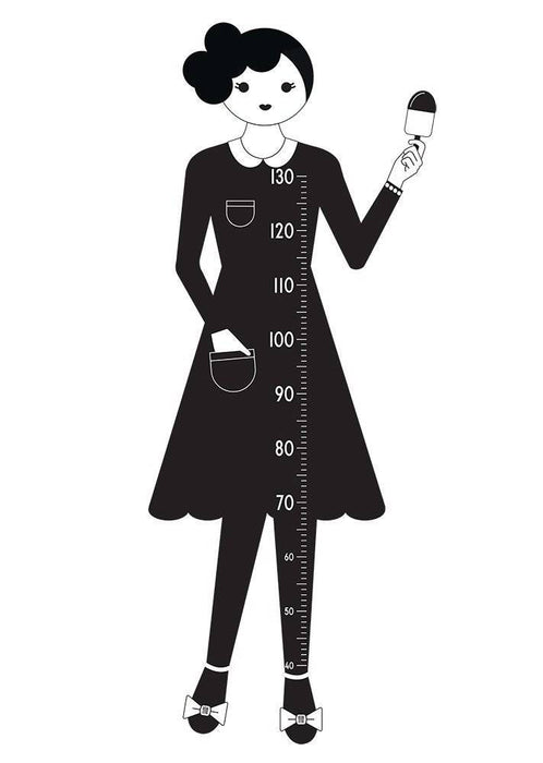 Messlatte Wandsticker Measurewoman bis 130 cm von Design Letters - Pilzessin.at - zauberhafte Kinderdinge