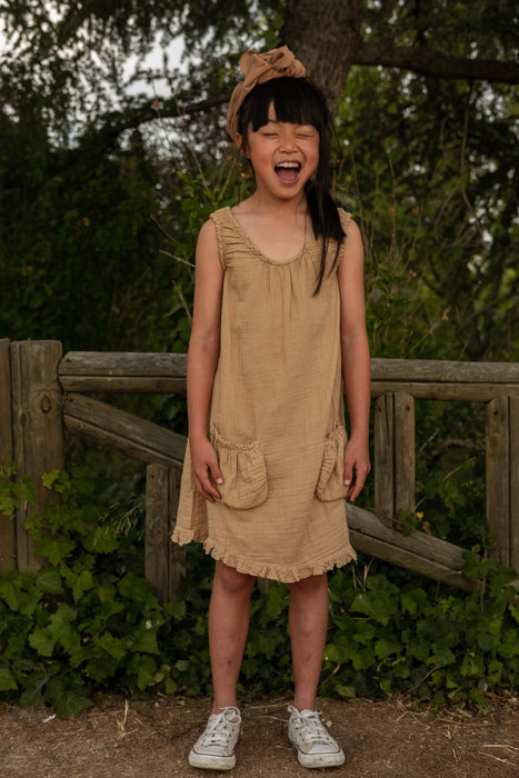 Hängerkleid Mädchen aus Bio Musselin kamel von SayPlease